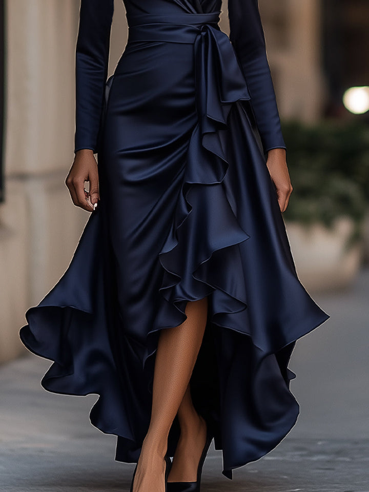 LA VENECIA | Carlota™ - Vestido Largo de Satén Azul Medianoche con Drapeado y Detalles de Volantes