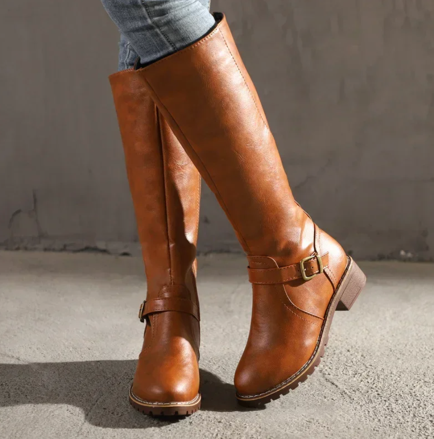 Trendy Women's Boots - Emma