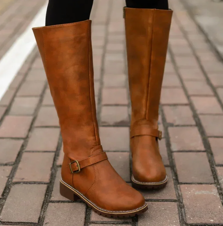 Trendy Women's Boots - Emma